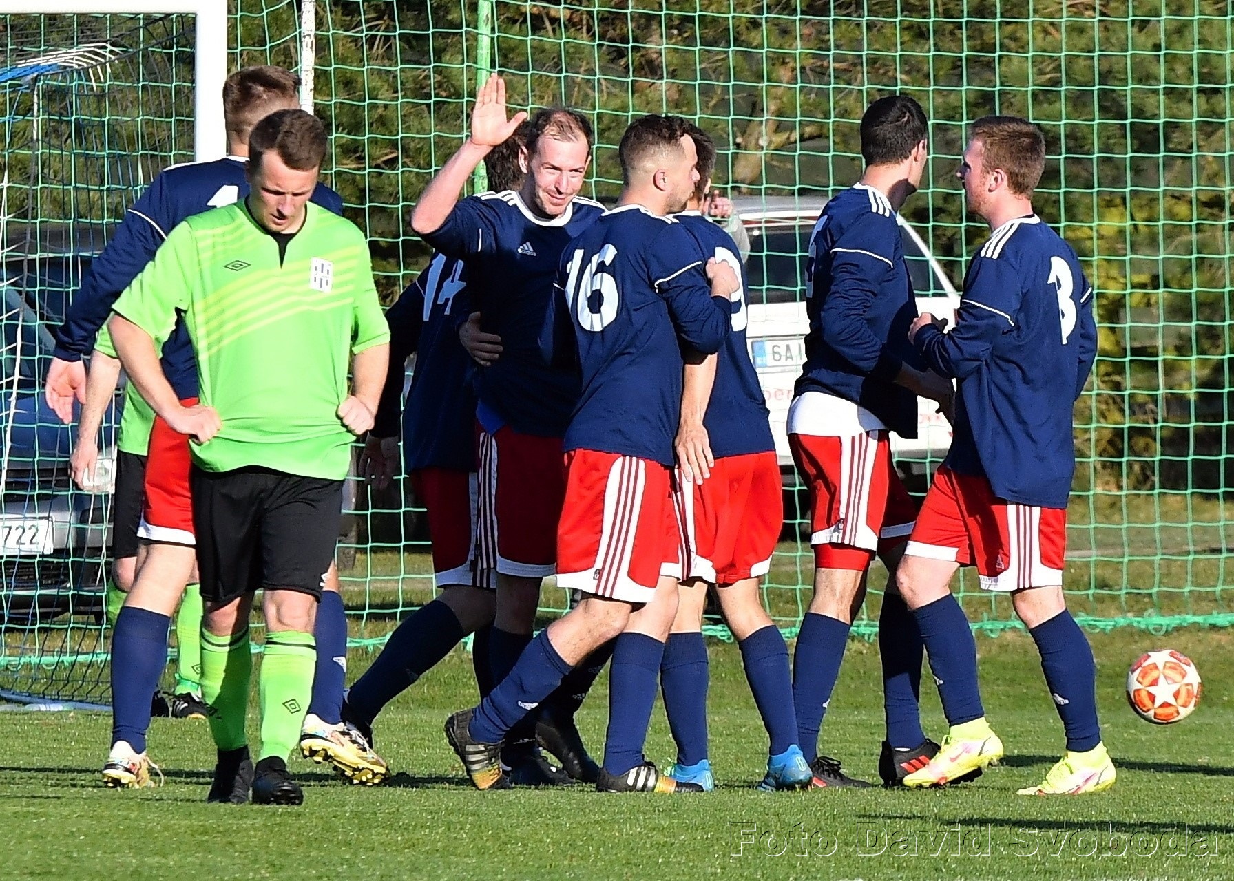 Remíza doma je málo!